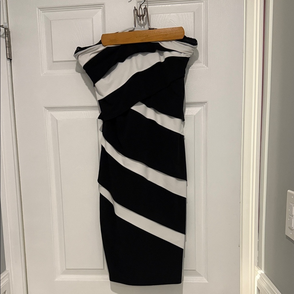 White House Black Market Strapless Black and White Dress